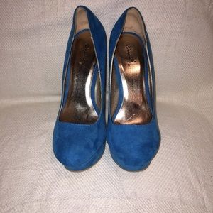 Qupid blue velvet heels.